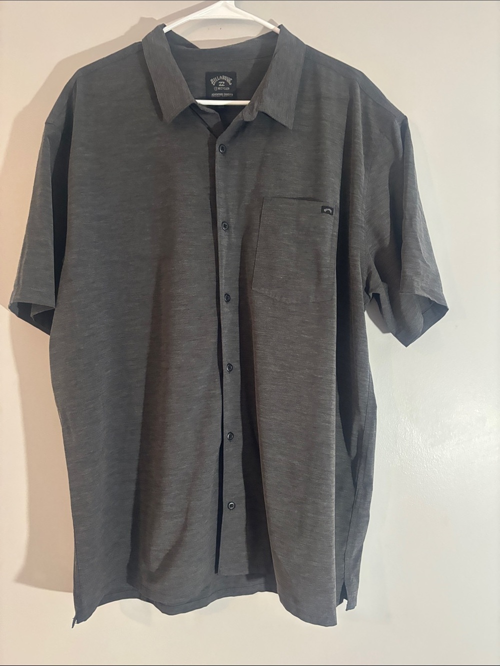 Billabong Men's Short-Sleeve Button-Down Shirt - Charcoal Gray